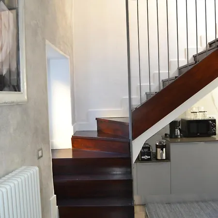 Jimbo's House - Comfort, Stile Ed Eleganza! * Dongo